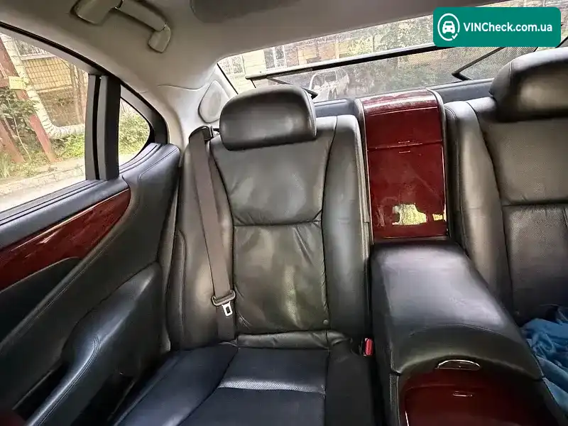 Lexus LS 2007, фото з оголошення 2 з 12, VIN JTHGM46FX75016319