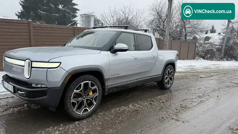 Rivian R1T 2023, фото з оголошення 1 з 10, VIN 7FCTGAAA9PN017988