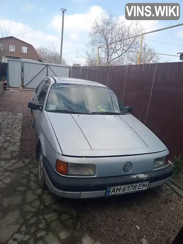 Volkswagen Passat 1988, фото з оголошення 1 з 4, VIN WVWZZZ31ZKE067629