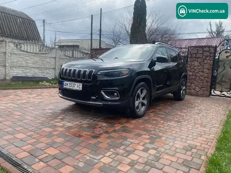 Jeep Cherokee 2019, фото з оголошення 2 з 16, VIN 1C4PJMDX1KD422770