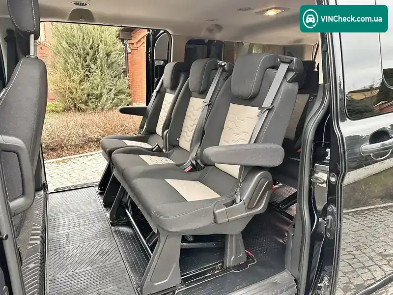 Ford Tourneo Custom 2016, фото з оголошення 2 з 12, VIN WF03XXTTG3GY82647