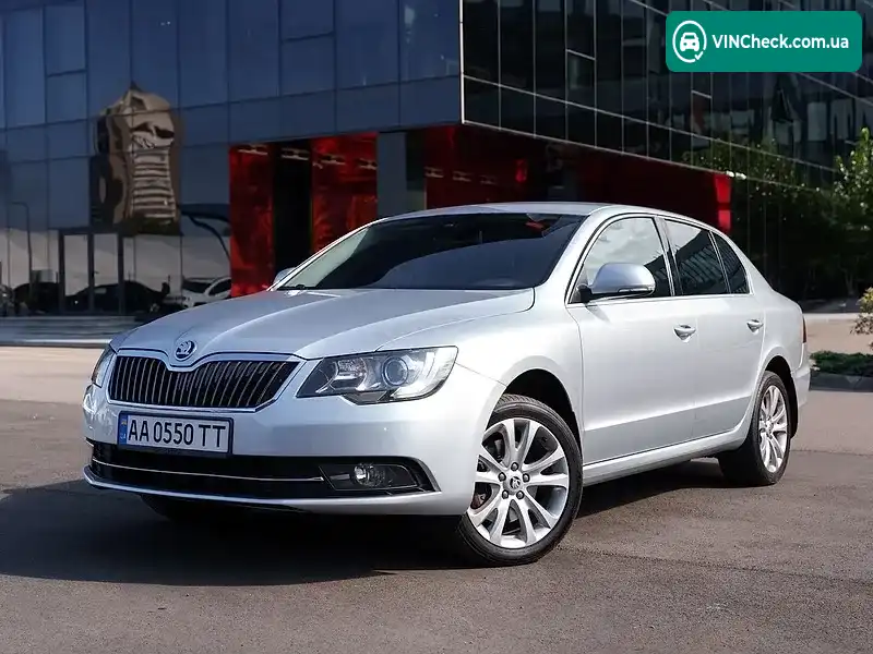 Skoda Superb 2013, фото з оголошення 2 з 14, VIN TMBAB43T6EB300259