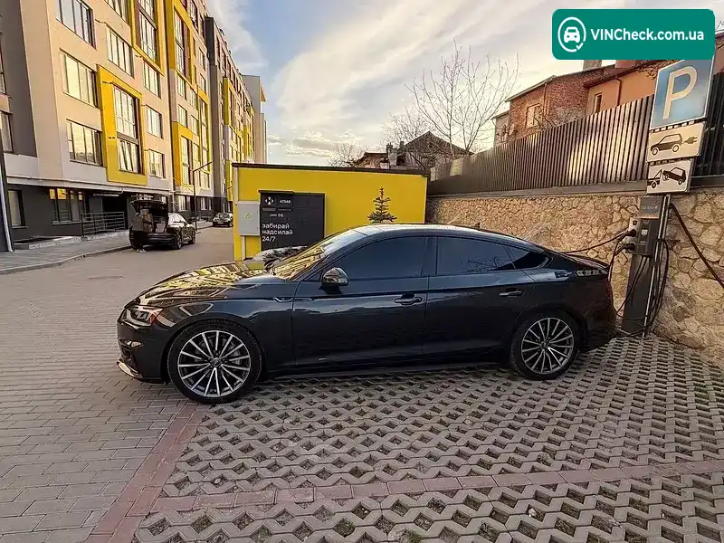 Audi A5 2018, фото з оголошення 2 з 18, VIN WAUFNCF59JA043115