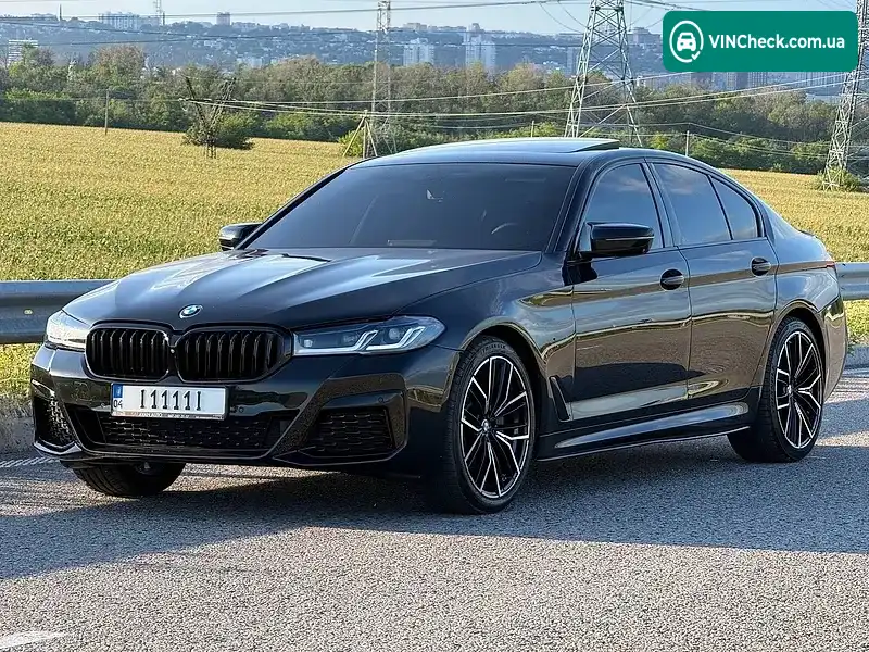 BMW 5 Series 2018, фото з оголошення 2 з 20, VIN WBAJE5C5XJWA93151