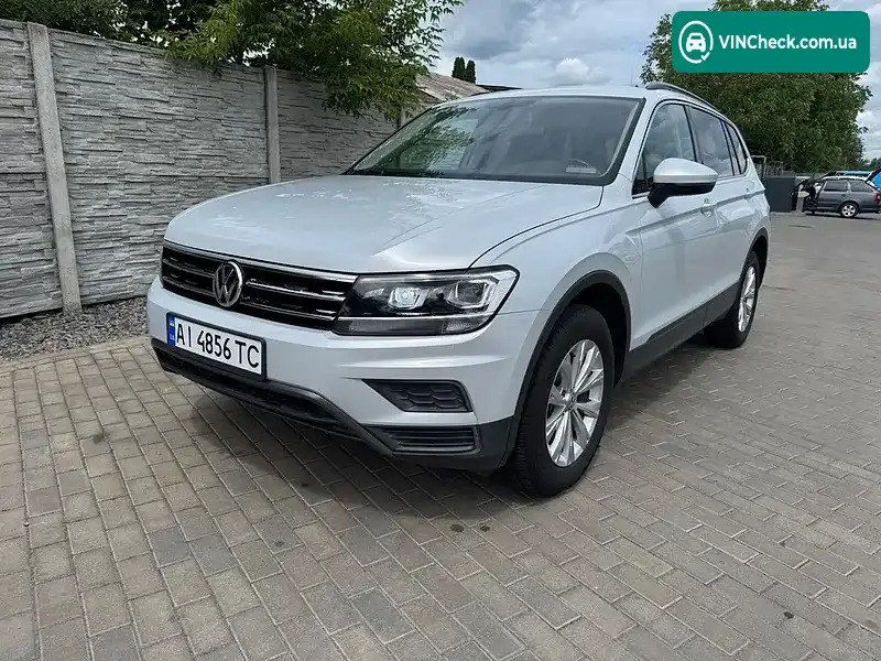 Volkswagen Tiguan 2018, фото з оголошення 1 з 20, VIN 3VV3B7AX5KM071739