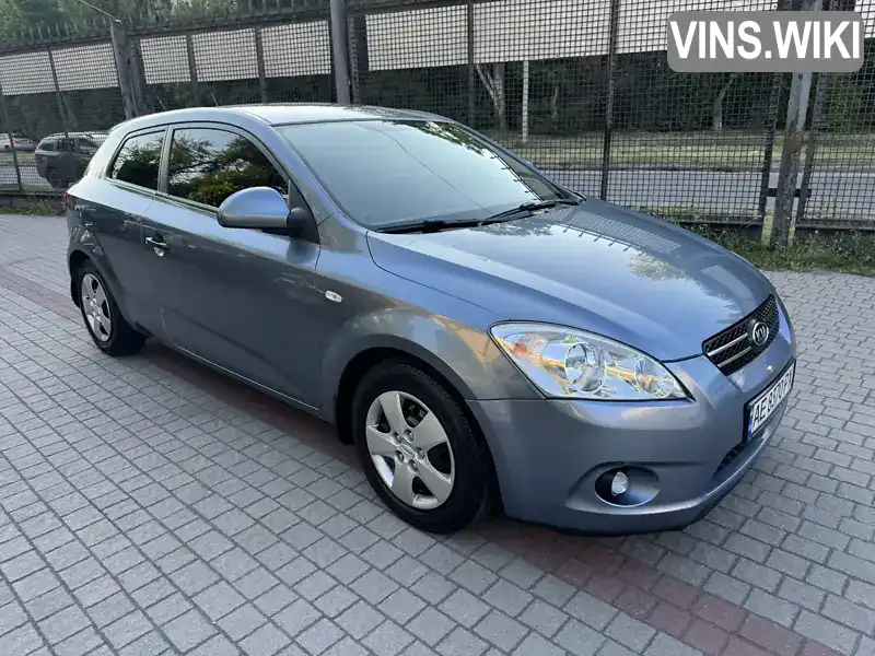 Kia Ceed 2008, фото з оголошення 1 з 20, VIN U5YFF23129L028564