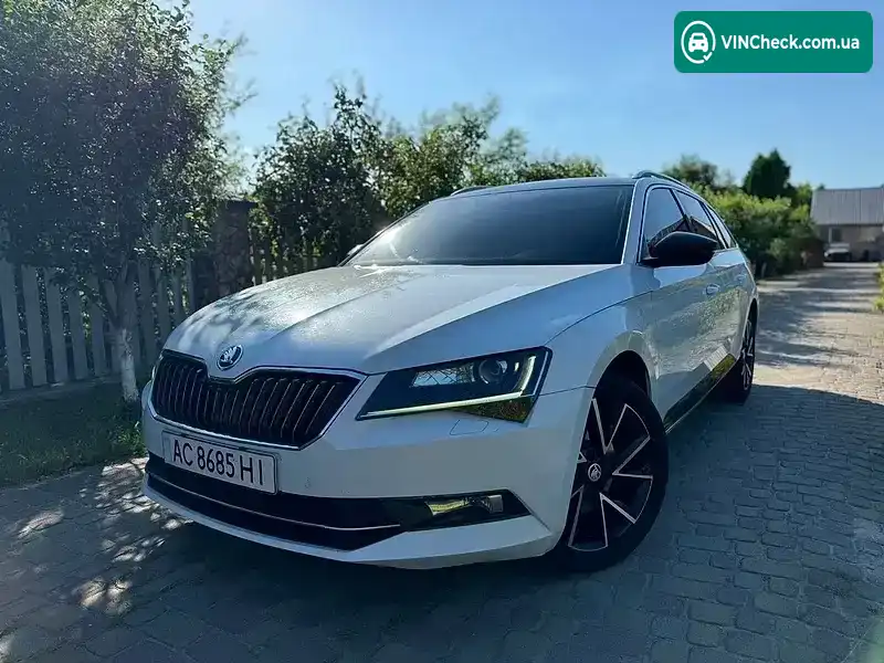 Skoda Superb 2016, фото з оголошення 2 з 13, VIN TMBJJ8NP2GB300269