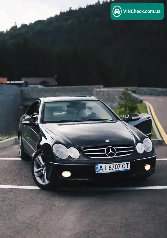 Mercedes-Benz CLK-Class 2006, фото з оголошення 1 з 20, VIN WDB2093081F210352