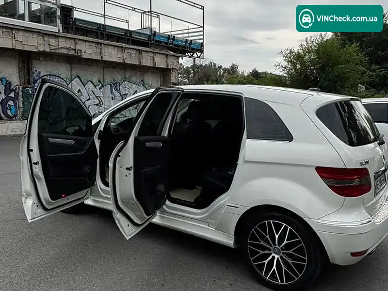 Mercedes-Benz B-Class 2010, фото з оголошення 2 з 20, VIN WDD2452332J561040