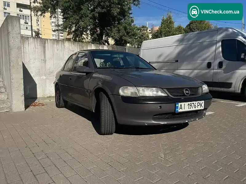 Opel Vectra 1998, фото з оголошення 1 з 15, VIN W0L0JBF19W5214016