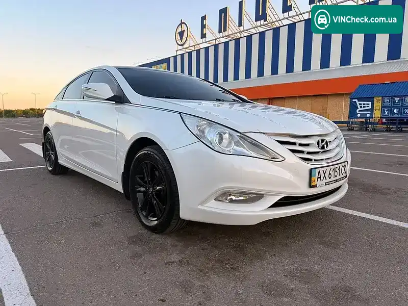 Hyundai Sonata 2011, фото з оголошення 2 з 14, VIN KMHEB41BABA290230