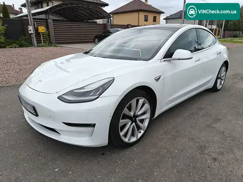Tesla Model 3 2019, фото з оголошення 1 з 21, VIN 5YJ3E1EB5KF477803