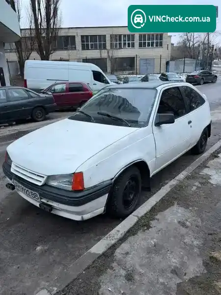 Opel Kadett 1985, фото з оголошення 1 з 6, VIN W0L000033F2676272