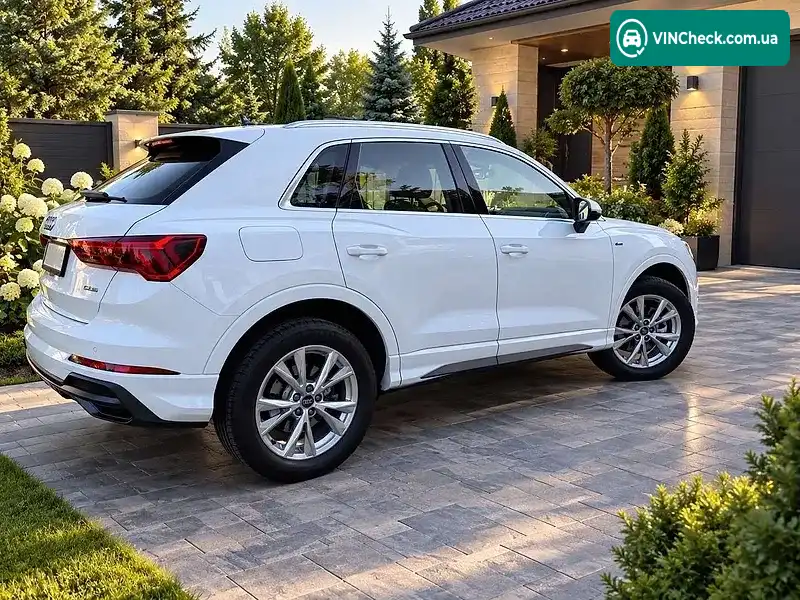 Audi Q3 2023, фото з оголошення 2 з 20, VIN WA1DECF33P1106205