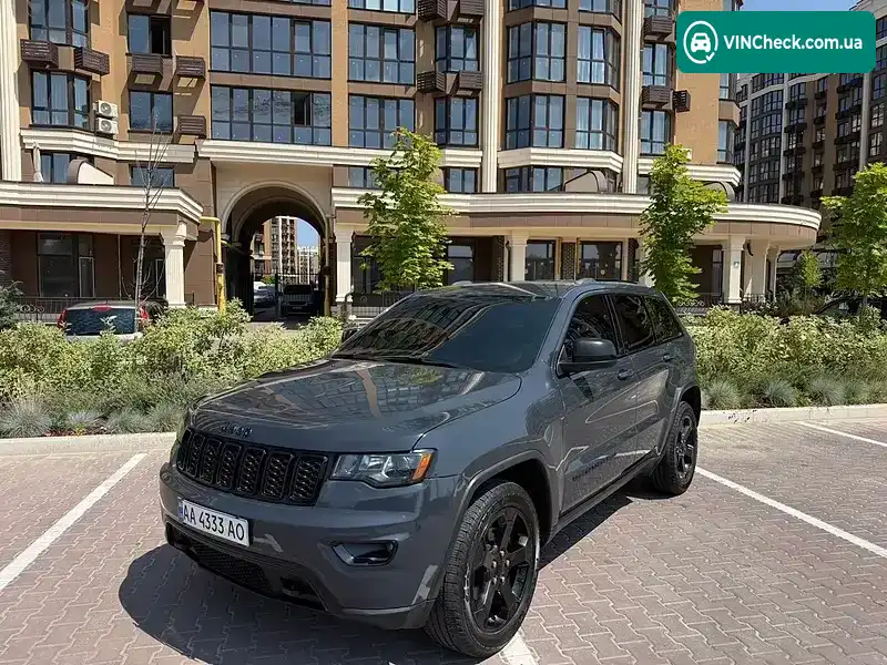 Jeep Grand Cherokee 2018, фото з оголошення 1 з 20, VIN 1C4RJFAG0JC382338