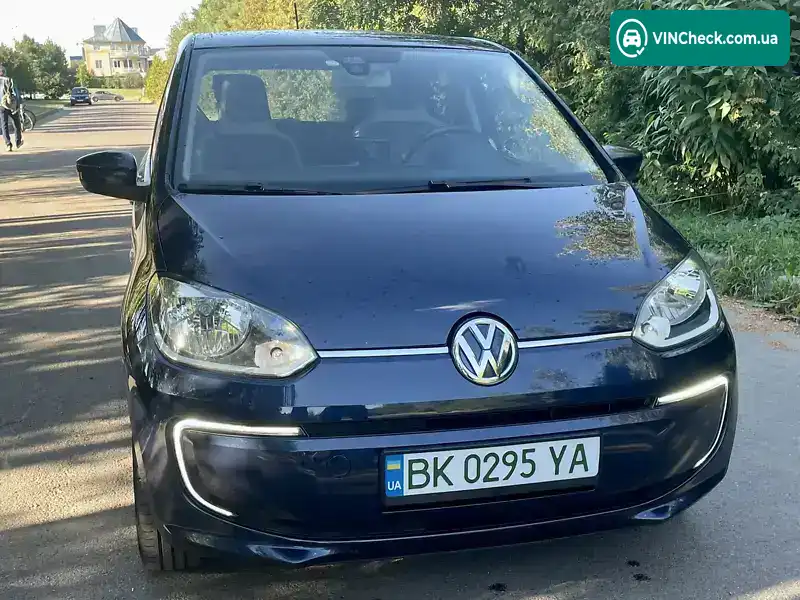 Volkswagen Up 2013, фото з оголошення 2 з 20, VIN WVWZZZAAZED901075