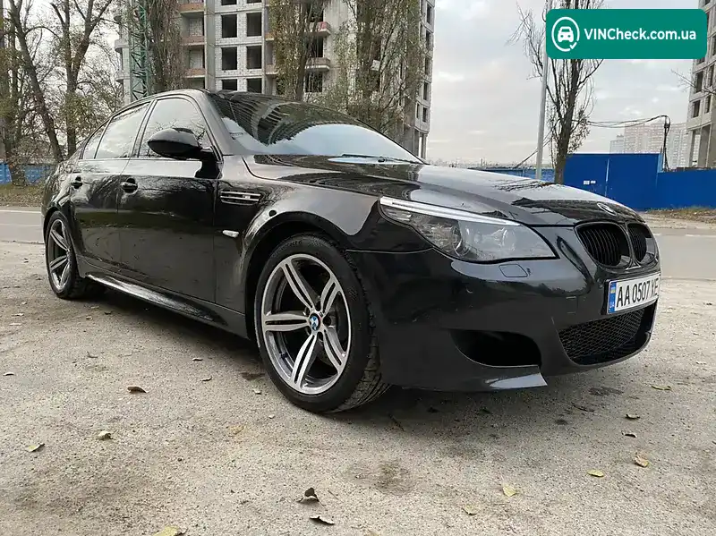 BMW M5 2008, фото з оголошення 2 з 2, VIN WBSNB91040CX18290