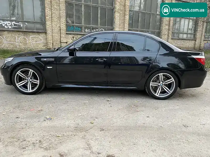 BMW M5 2008, фото з оголошення 1 з 2, VIN WBSNB91040CX18290