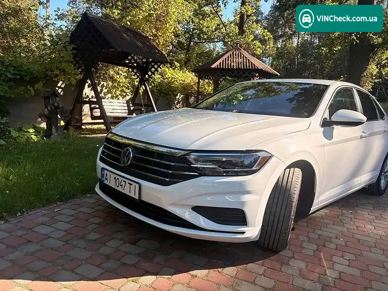 Volkswagen Jetta 2020, фото з оголошення 2 з 10, VIN 3VWCB7BU4LM042508