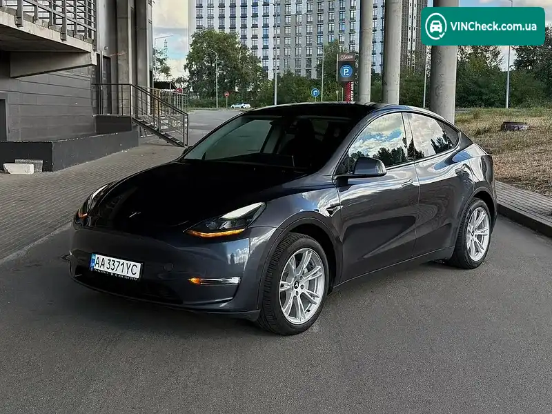 Tesla Model Y 2023, фото з оголошення 1 з 15, VIN 7SAYGDEE8PA186456