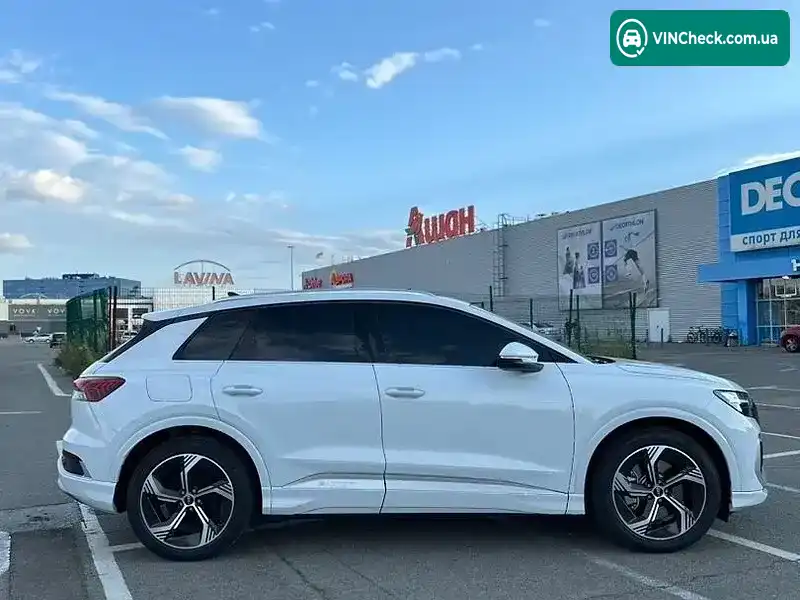 Audi Q4 e-tron 2023, фото з оголошення 2 з 20, VIN LFVVB9G34P5229906