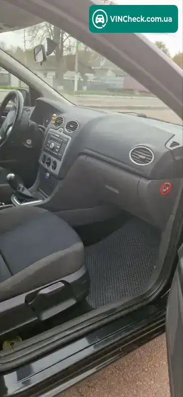 Ford Focus 2005, фото з оголошення 2 з 10, VIN WF0WXXGCDW5J24774