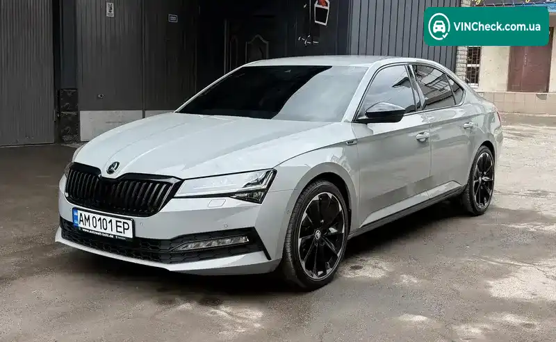 Skoda Superb 2023, фото з оголошення 2 з 21, VIN TMBCR9NPXR7020130