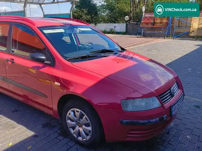 Fiat Stilo 2004, фото з оголошення 2 з 13, VIN ZFA19200000428635