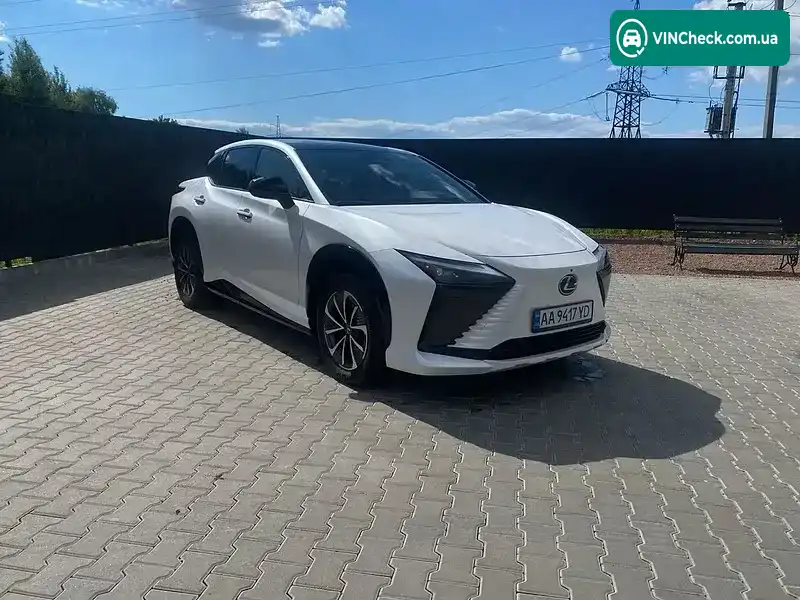 Lexus RZ 2024, фото з оголошення 2 з 18, VIN JTJAAAAB8RA023618