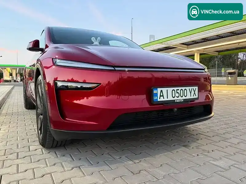 Tesla Model Y 2025, фото з оголошення 2 з 20, VIN 7SAYGDEEXTF396800