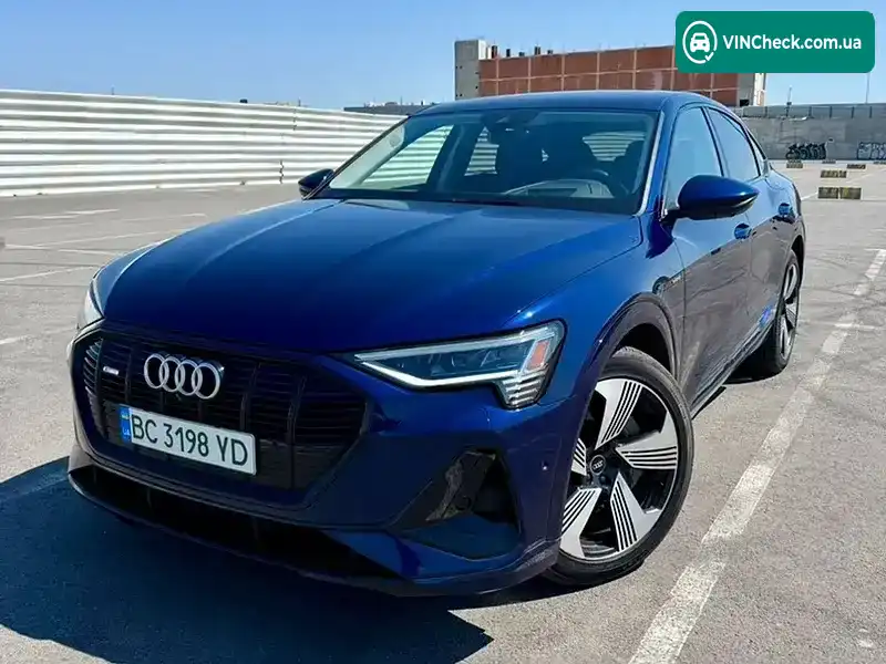 Audi e-tron 2021, фото з оголошення 1 з 21, VIN WA13AAGE5MB033128