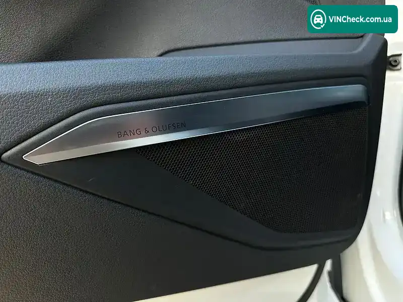 Audi e-tron 2019, фото з оголошення 1 з 20, VIN WAUZZZGE5LB017210