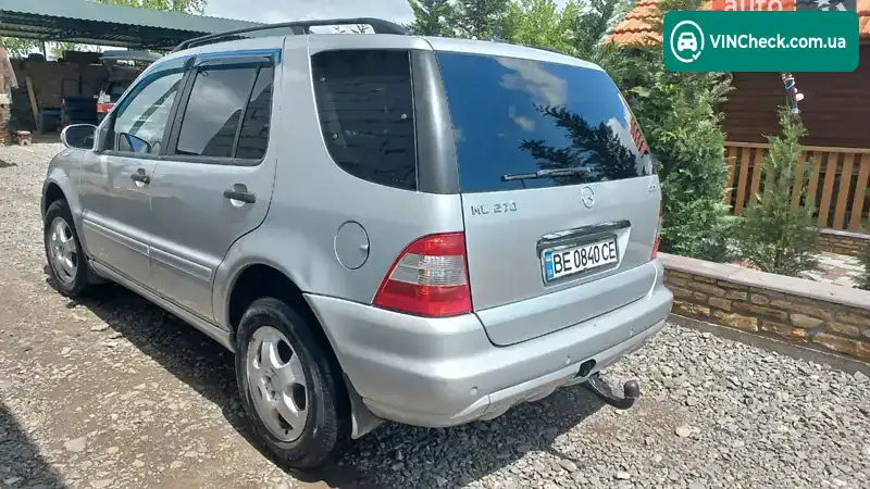 Mercedes-Benz M-Class 2005, фото з оголошення 2 з 12, VIN WDC1631131A549448