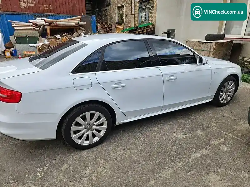 Audi A4 2015, фото з оголошення 2 з 20, VIN WAUBFAFL9FN028547
