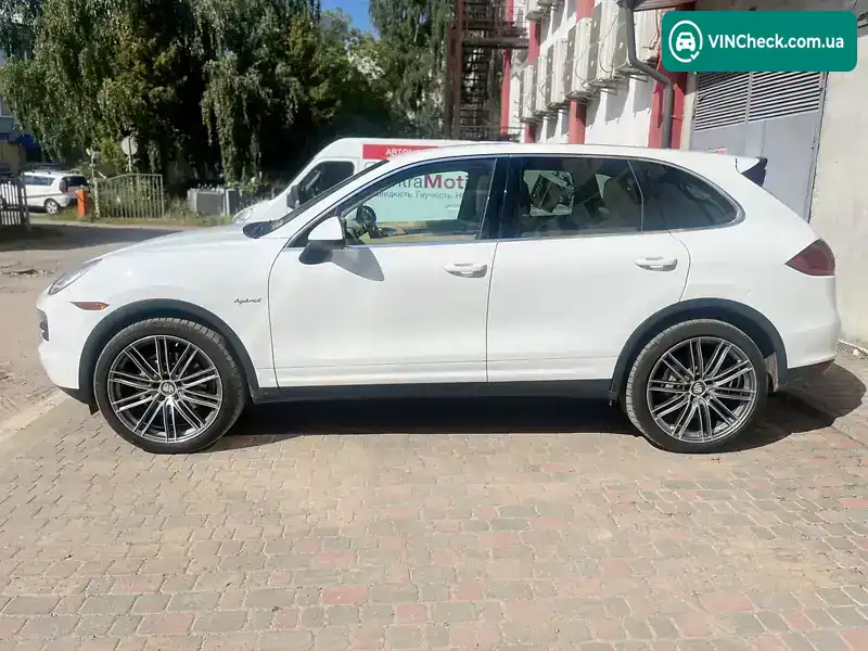 Porsche Cayenne 2014, фото з оголошення 2 з 20, VIN WP1AE2A22ELA51084