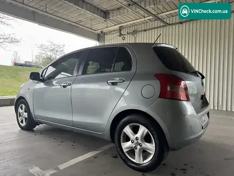 Toyota Yaris 2006, фото з оголошення 1 з 14, VIN VNKKL96350A124000