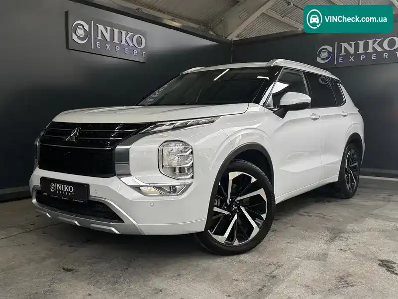Mitsubishi Outlander 2024, фото з оголошення 1 з 21, VIN JMBXTGM4WRZ000288