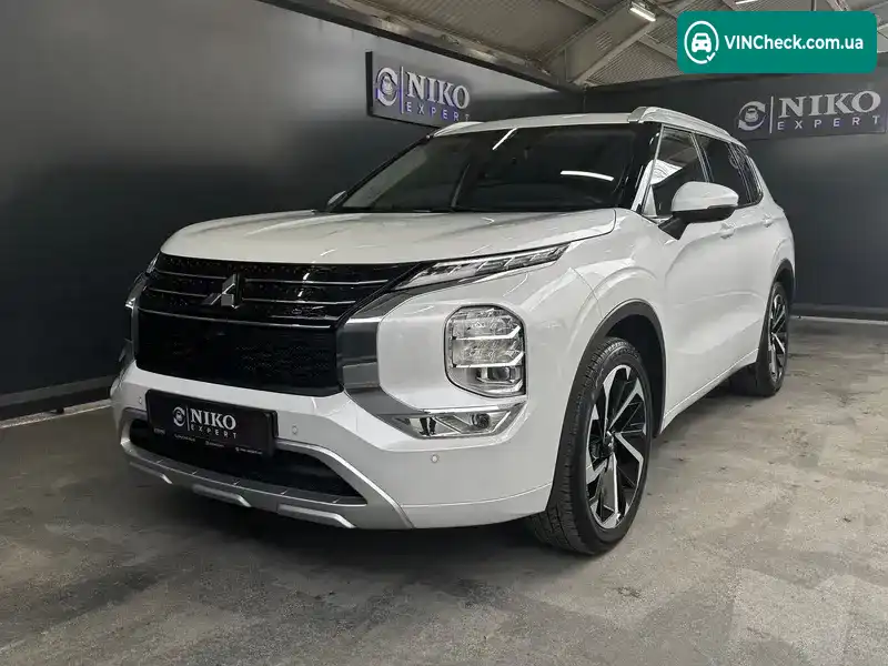 Mitsubishi Outlander 2024, фото з оголошення 2 з 21, VIN JMBXTGM4WRZ000288