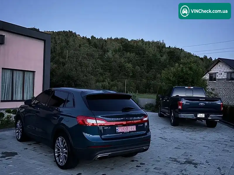 Lincoln MKX 2016, фото з оголошення 2 з 20, VIN 2LMPJ8LP6GBL41236