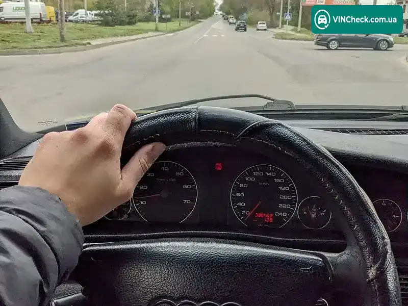 Audi A6 1996, фото з оголошення 2 з 14, VIN WAUZZZ44ZEN039416