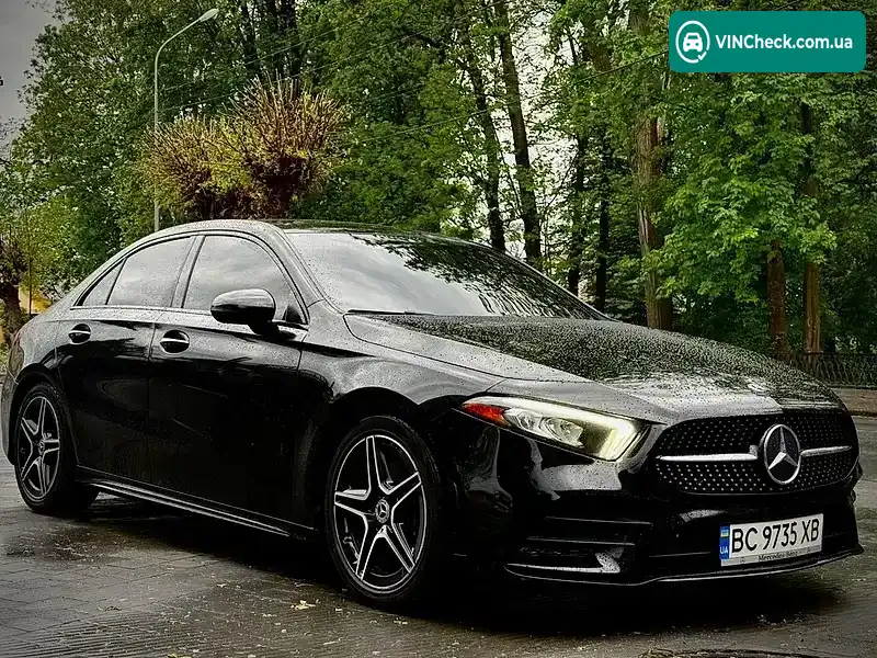 Mercedes-Benz A-Class 2019, фото з оголошення 1 з 12, VIN WDD3G4FB8KW011522