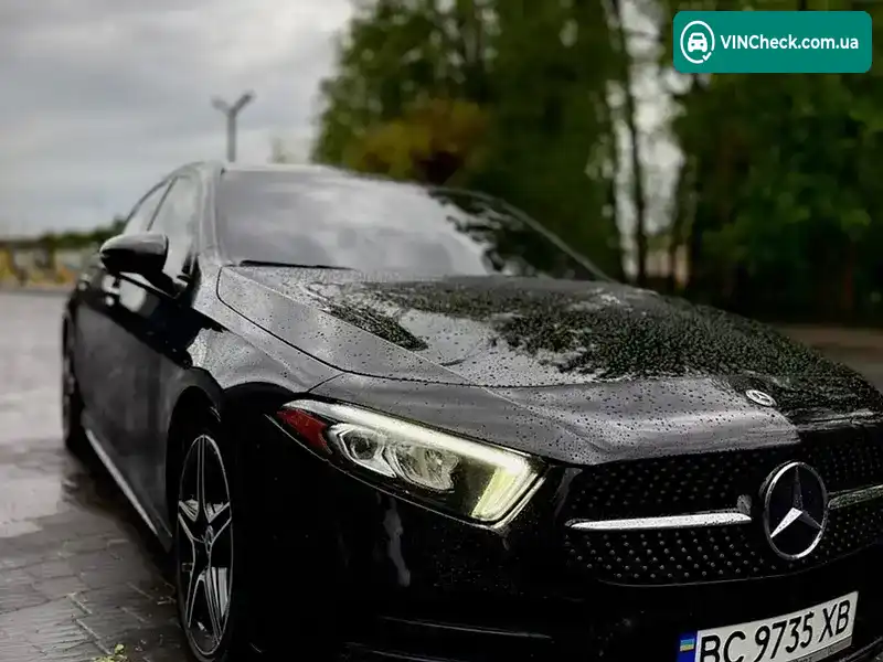 Mercedes-Benz A-Class 2019, фото з оголошення 2 з 12, VIN WDD3G4FB8KW011522