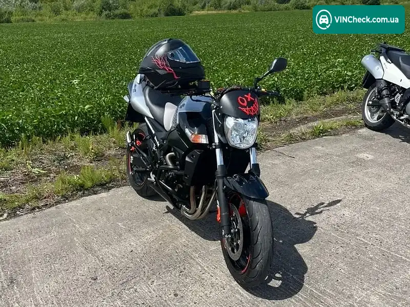 Suzuki GSR 600 2009, фото з оголошення 2 з 12, VIN JS1B9111100140215