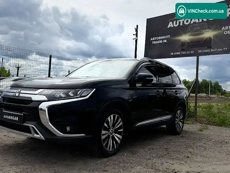 Mitsubishi Outlander 2018, фото з оголошення 1 з 20, VIN JMBXTGF3WKJ000177