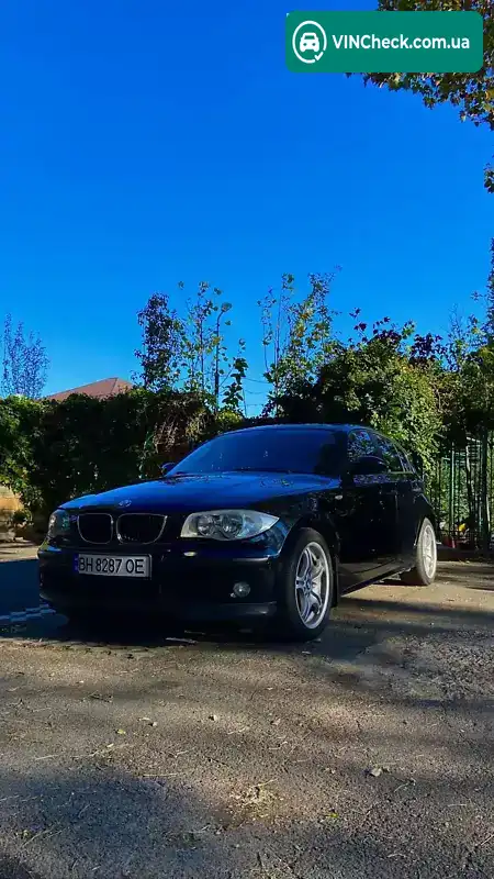 BMW 1 Series 2005, фото з оголошення 2 з 21, VIN WBAUF31010PR40490