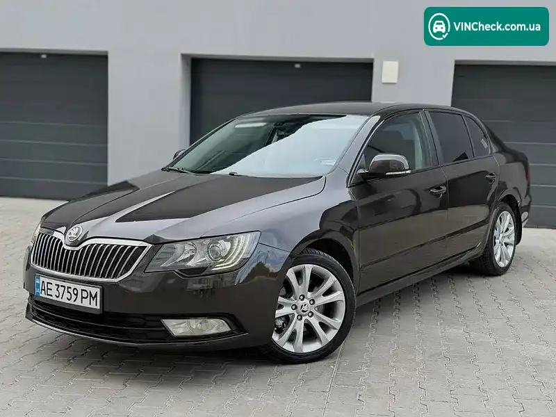 Skoda Superb 2014, фото з оголошення 1 з 20, VIN TMBAB43T6EB301072