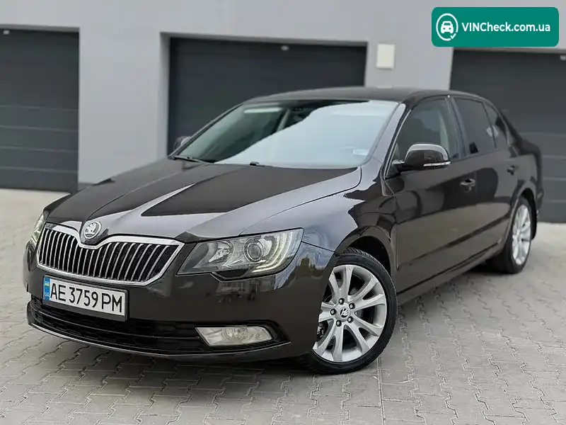 Skoda Superb 2014, фото з оголошення 2 з 20, VIN TMBAB43T6EB301072