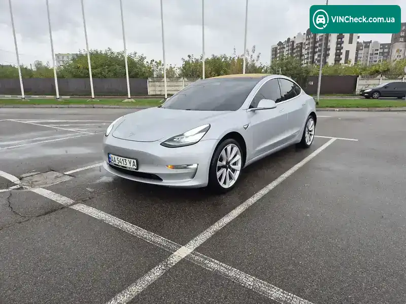 Tesla Model 3 2018, фото з оголошення 1 з 21, VIN 5YJ3E1EAXJF032849