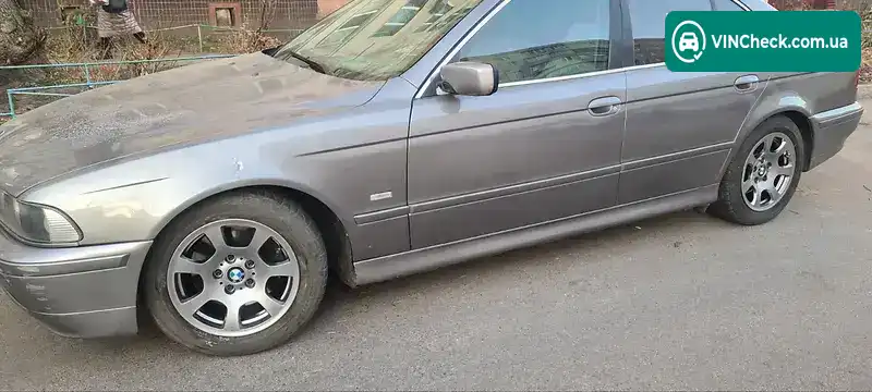 BMW 5 Series 2003, фото з оголошення 1 з 10, VIN WBADT43453G023393