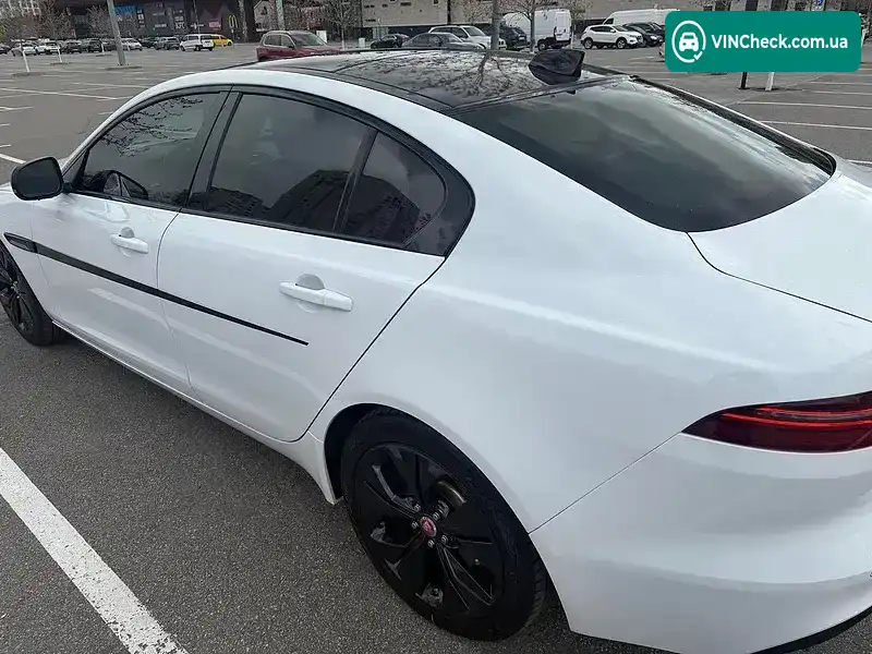 Jaguar XE 2020, фото з оголошення 2 з 11, VIN SAJAE4FX8LCP64314